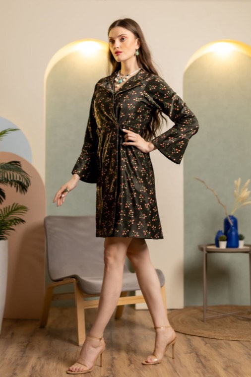 Emerald Rose Velvet Long Jacket